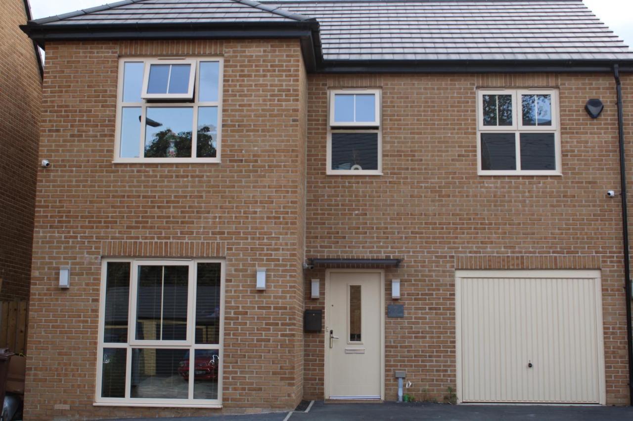 Haven - Spacious Luxury Home Perfect For Families, Couples And Contractors! 5Mins To Xscape And Junction 32! Castleford Eksteriør billede