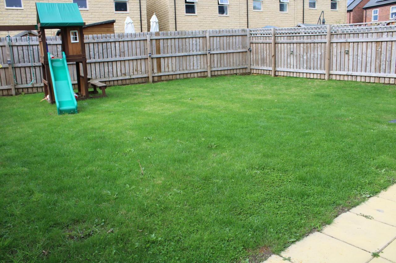 Haven - Spacious Luxury Home Perfect For Families, Couples And Contractors! 5Mins To Xscape And Junction 32! Castleford Eksteriør billede